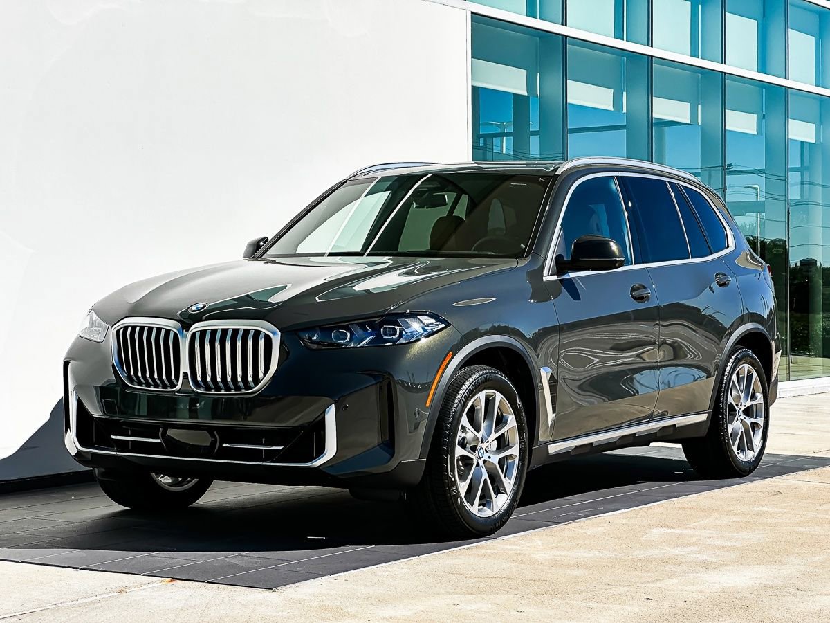New 2026 BMW X5 xDrive40i w/ Premium Package image 9