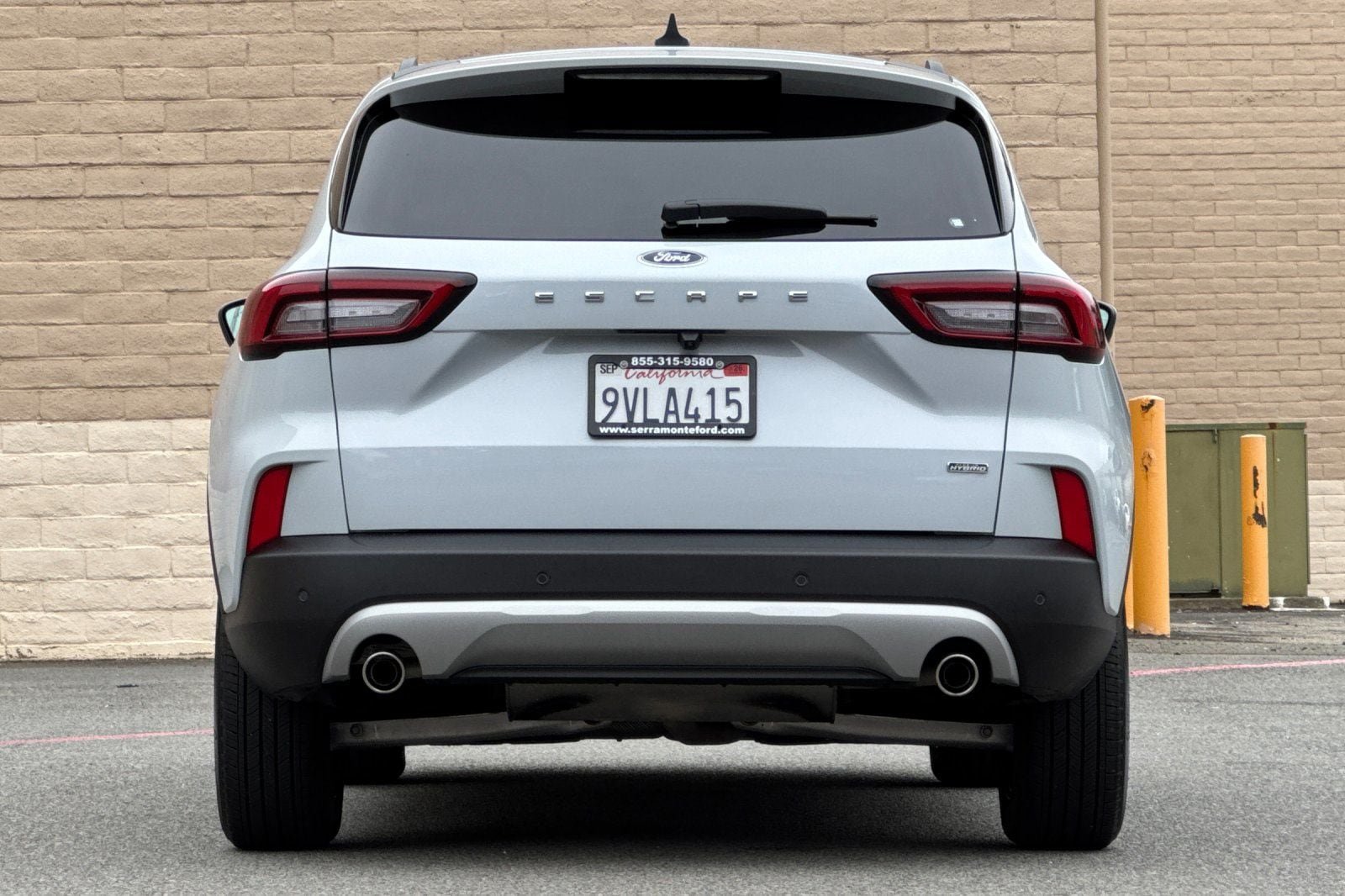Certified 2025 Ford Escape SE w/ PHEV Premium Package FWD image 7