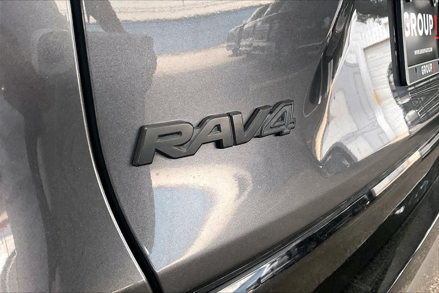 Used 2021 Toyota RAV4 XSE AWD/4WD image 10