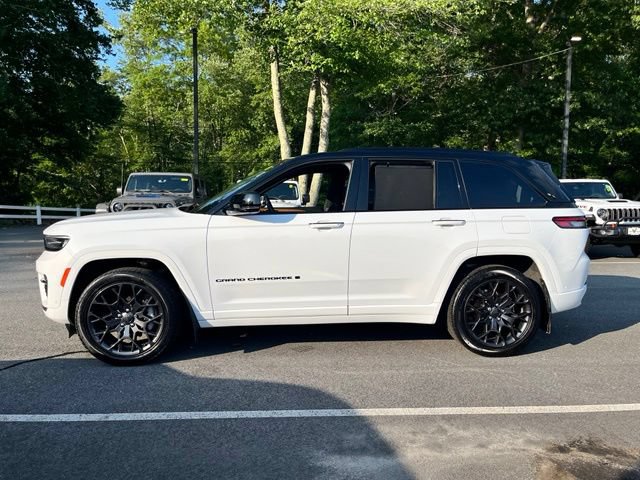 Certified 2025 Jeep Grand Cherokee Summit AWD/4WD image 12
