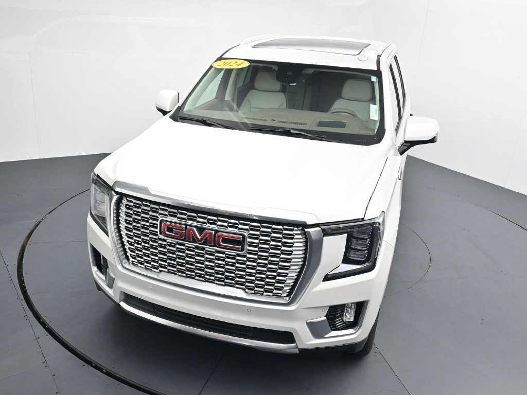 Used 2024 GMC Yukon Denali w/ Advanced Technology Package AWD/4WD image 28