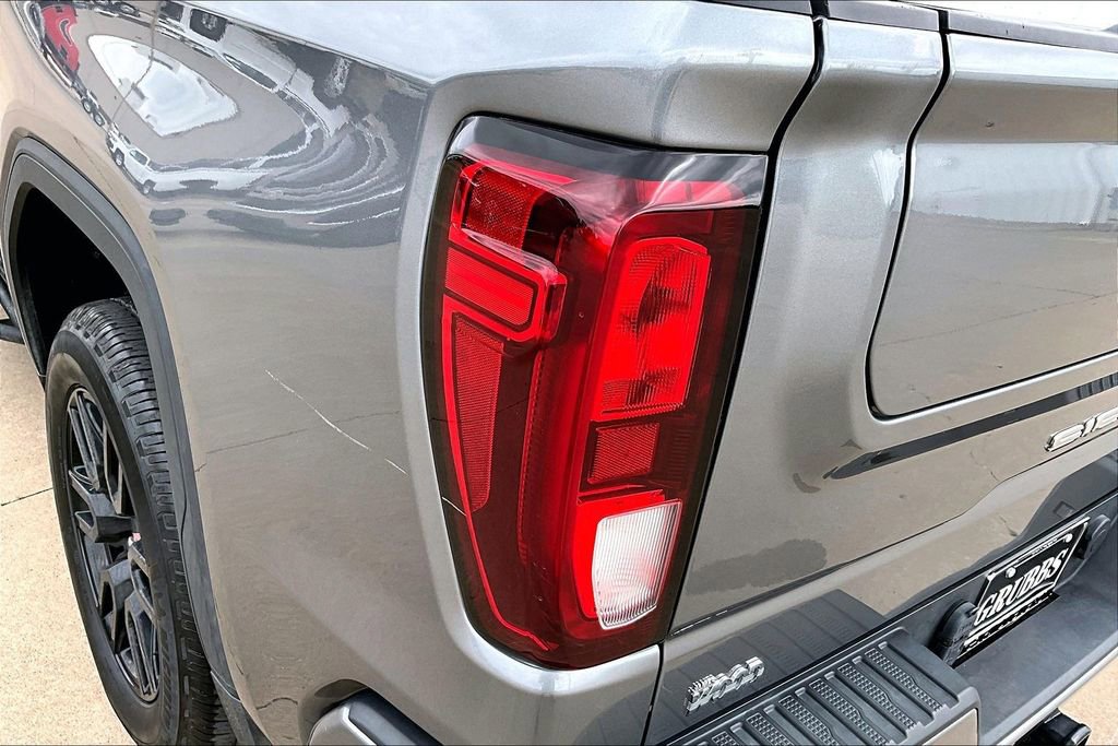 Used 2022 GMC Sierra 1500 Elevation w/ Preferred Package image 39