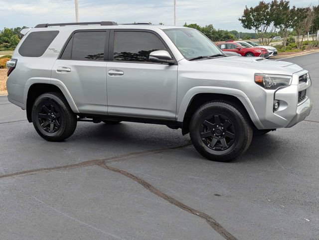 Used 2021 Toyota 4Runner TRD Off-Road Premium w/ Moonroof Package AWD/4WD image 2