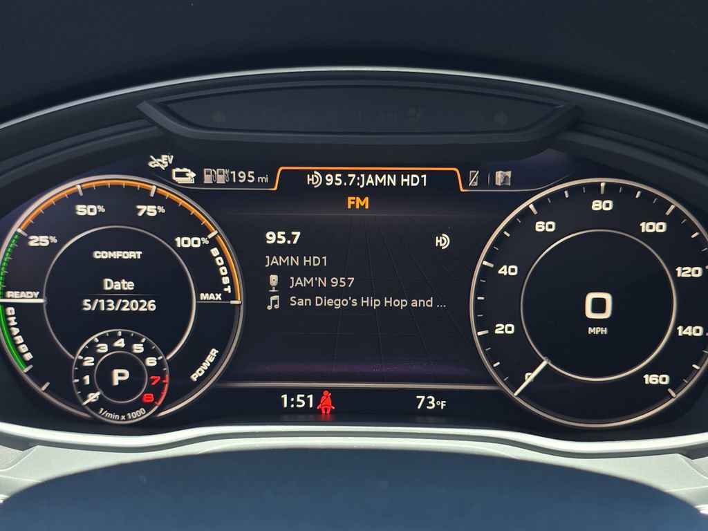Used 2020 Audi Q5 e Premium Plus w/ Premium Plus Package AWD/4WD image 22