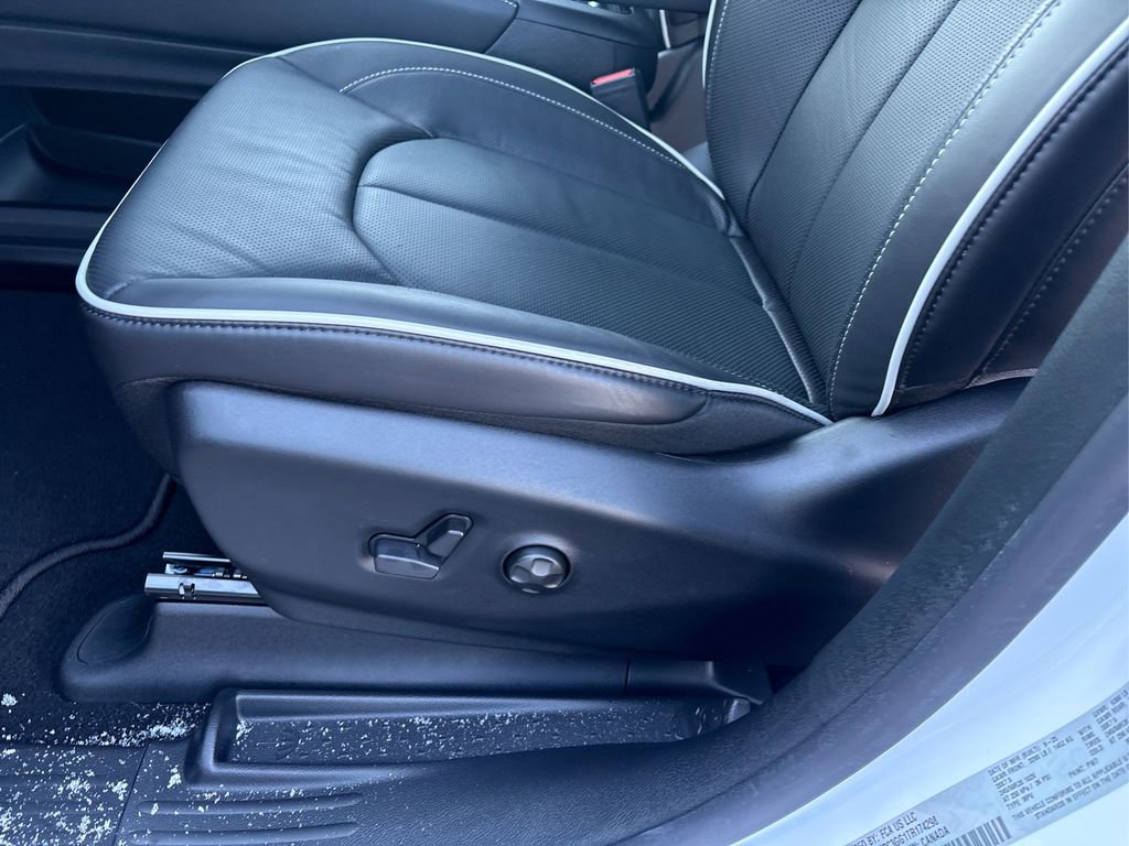 New 2026 Chrysler Pacifica Limited w/ S Appearance Package image 19