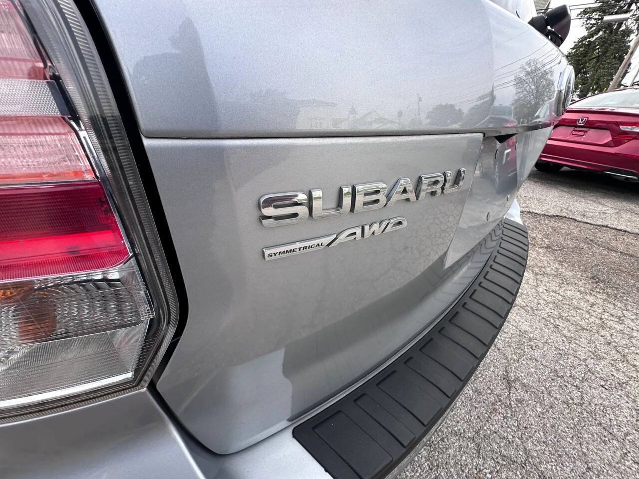Used 2017 Subaru Forester 2.5i w/ Alloy Wheel Package AWD/4WD image 17