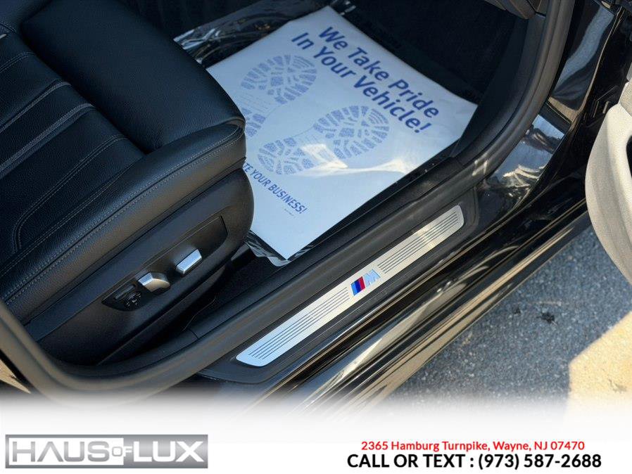 Used 2018 BMW 530i xDrive w/ M Sport Package AWD/4WD image 16