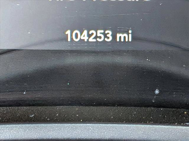 Used 2017 Dodge Challenger SXT image 12