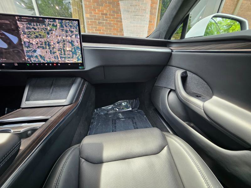 Used 2023 Tesla Model S AWD image 56