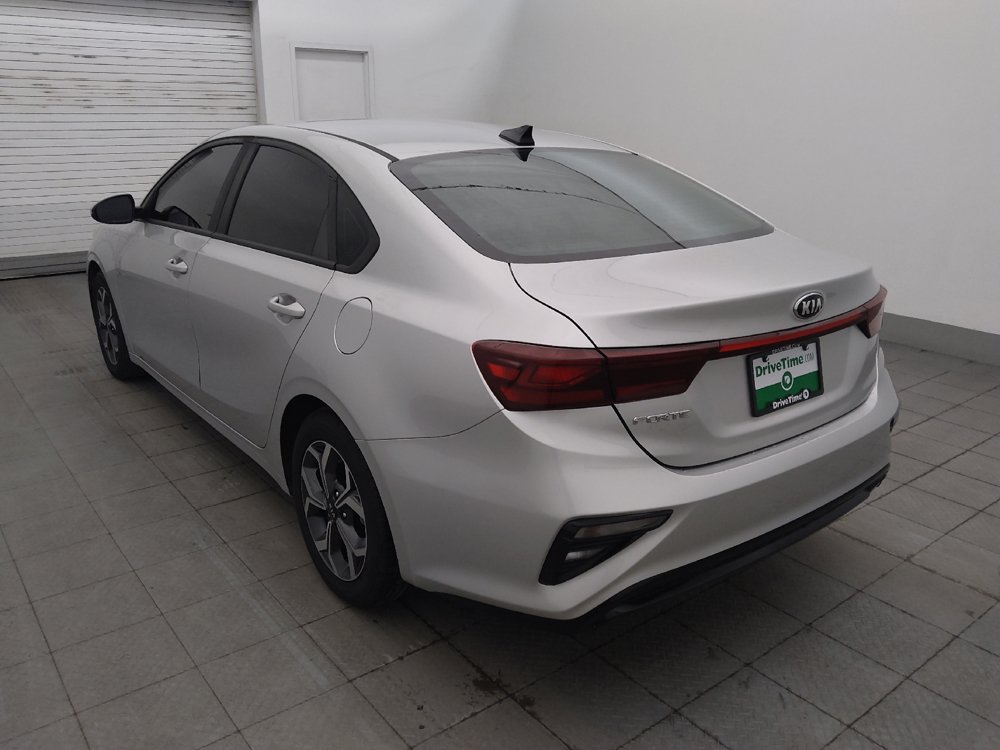 Used 2020 Kia Forte LXS FWD image 5