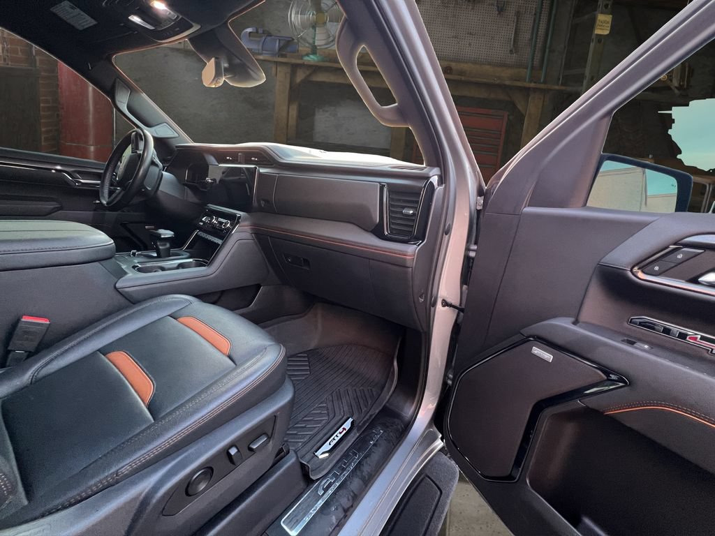 Certified 2023 GMC Sierra 1500 AT4 w/ AT4 Premium Package AWD/4WD image 17