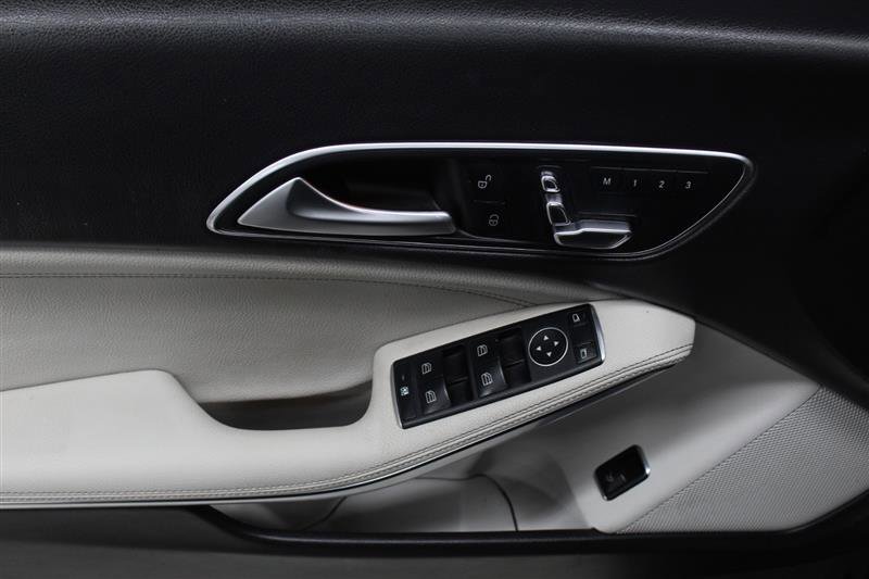 Used 2018 Mercedes-Benz CLA 250 image 15