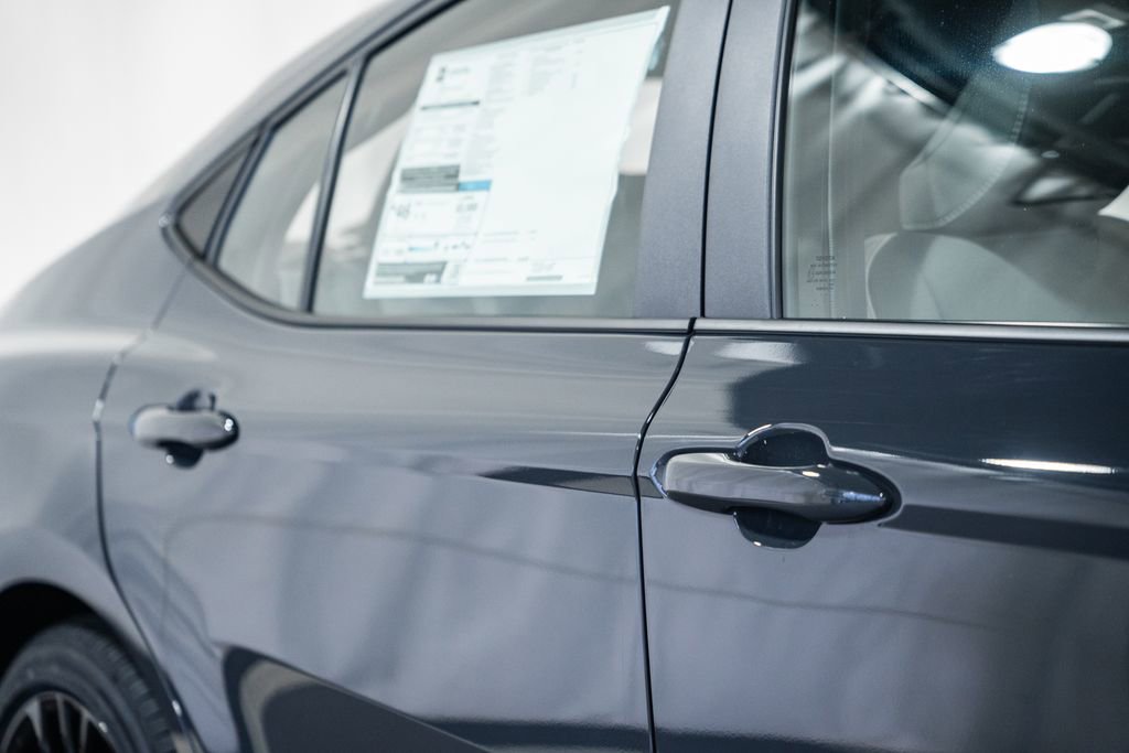 New 2026 Toyota Camry SE image 15