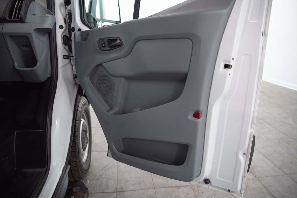 Used 2018 Ford Transit 150 XL RWD image 15