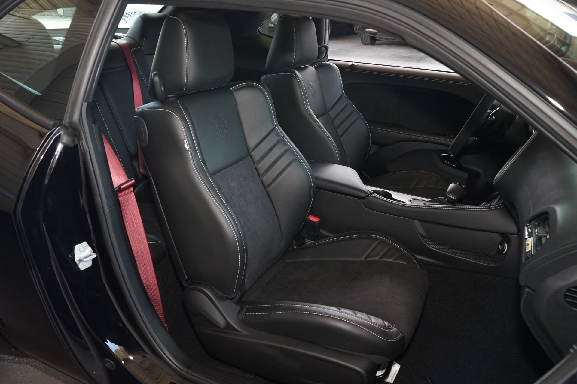 Used 2023 Dodge Challenger SRT Hellcat Redeye RWD image 10