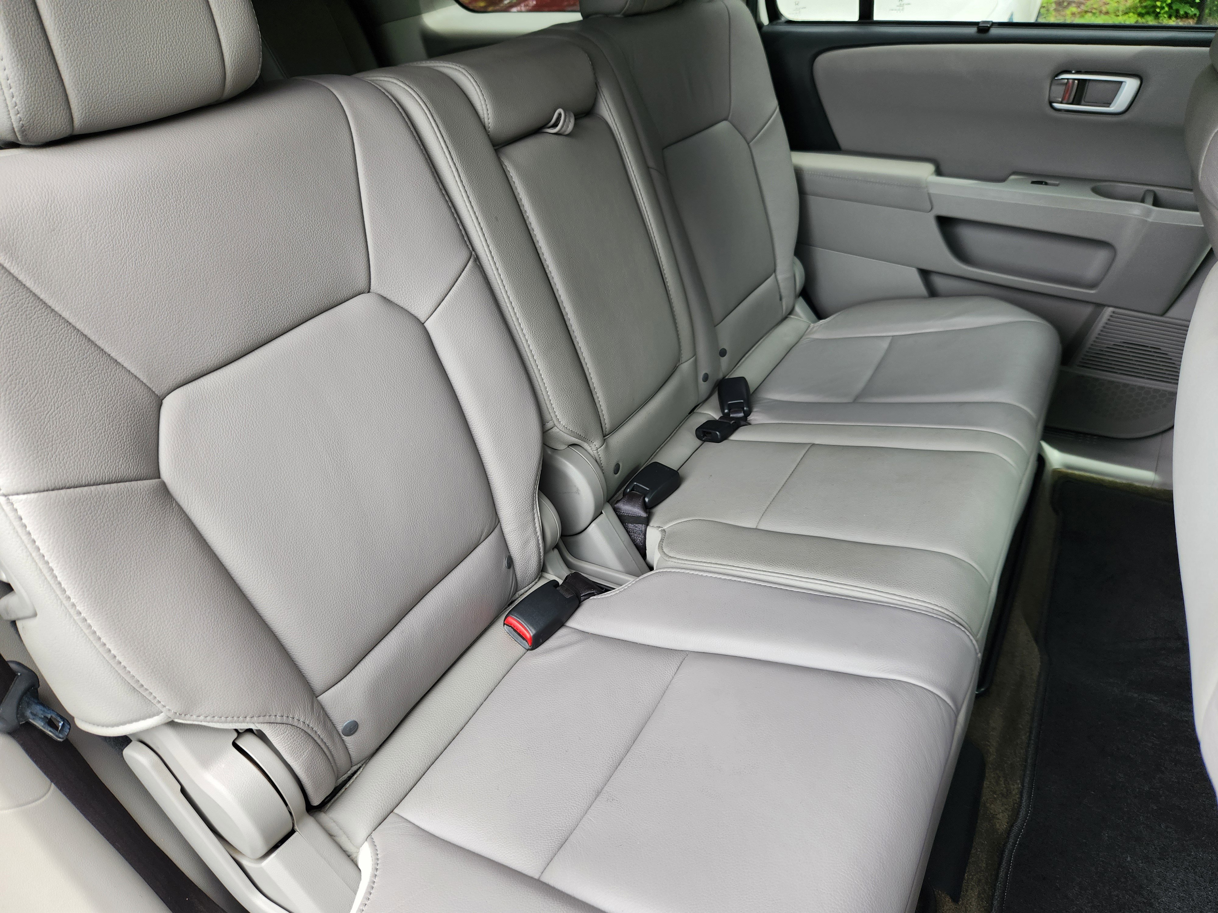 Used 2013 Honda Pilot Touring image 18