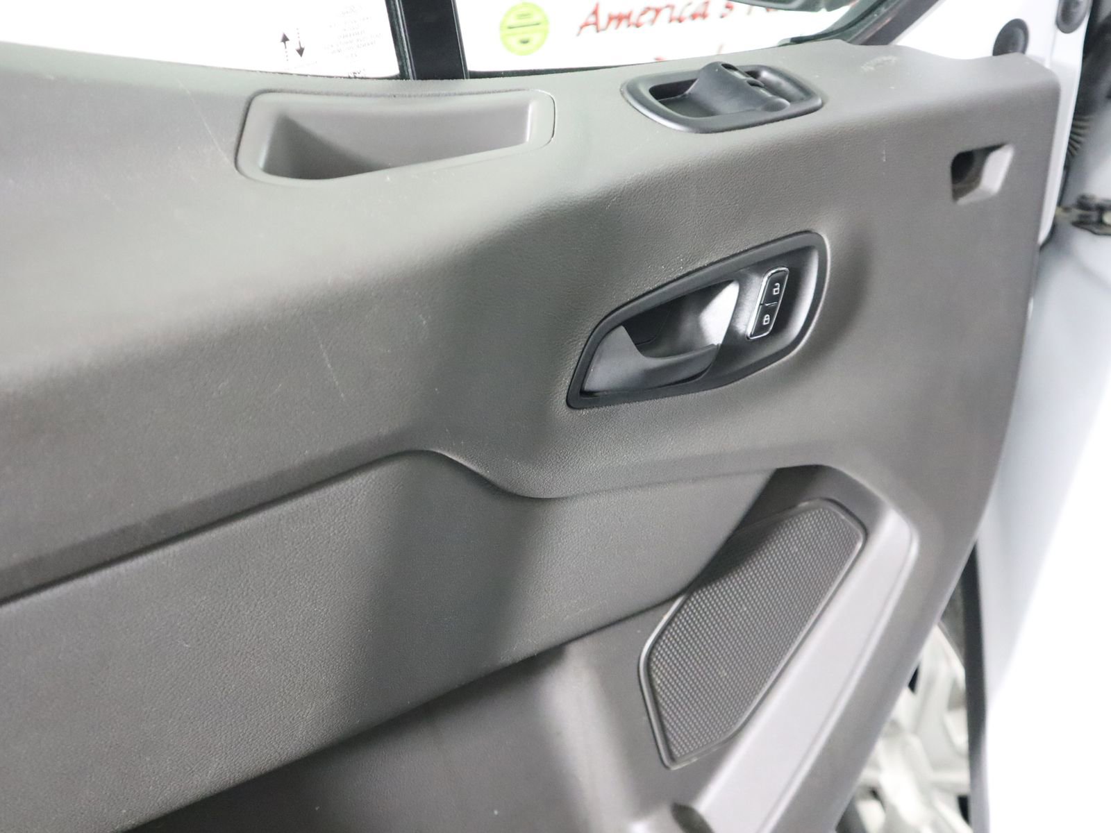 Used 2024 Ford Transit 350 XLT image 19