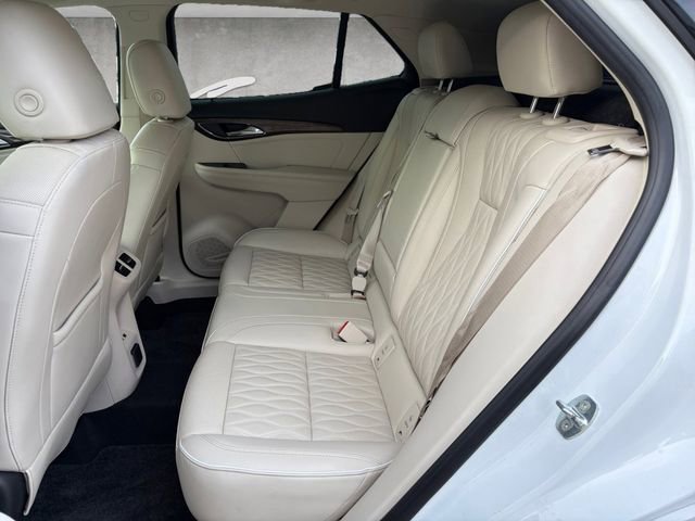 Used 2022 Buick Envision Avenir w/ Technology Package II image 22