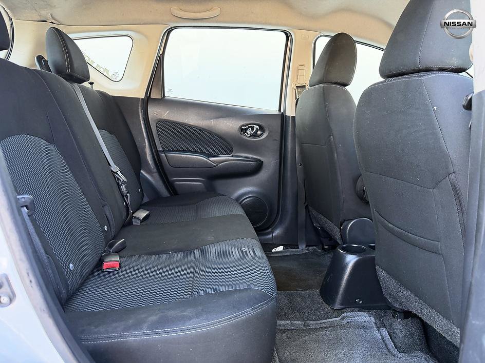 Used 2016 Nissan Versa Note SV FWD image 14