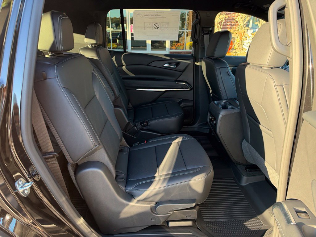 New 2027 Chevrolet Traverse LT w/ Driver Confidence Package AWD/4WD image 47