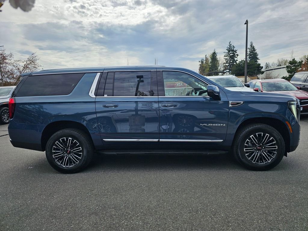 New 2026 GMC Yukon XL Elevation w/ Elevation Premium Package AWD/4WD image 6