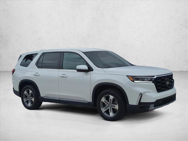 Used 2025 Honda Pilot EX-L image 3