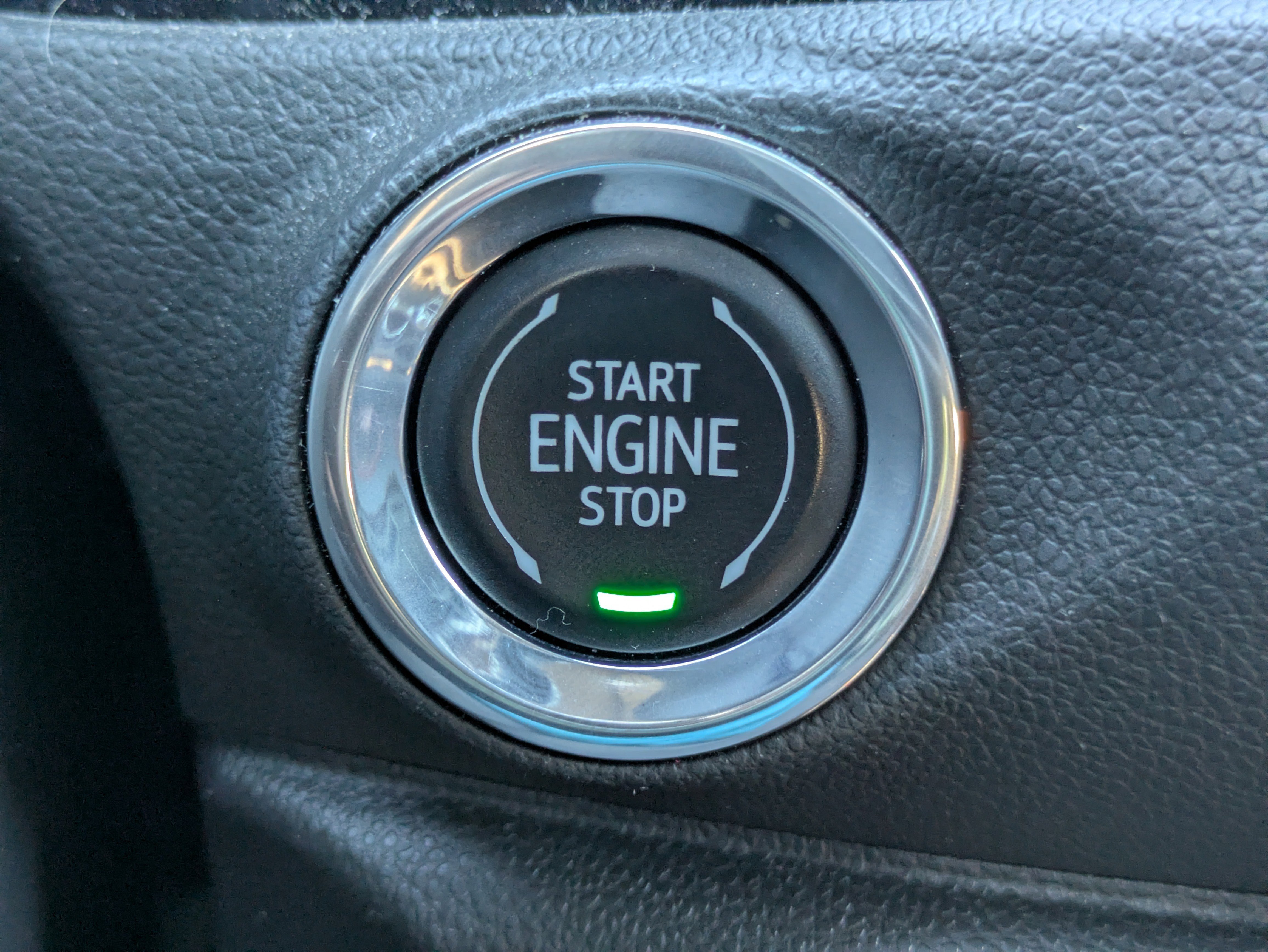 Used 2022 Buick Encore GX Essence w/ Advanced Technology Package image 23