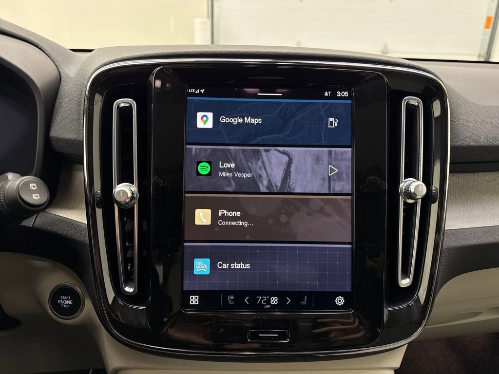 Used 2023 Volvo XC40 B5 Plus w/ Driver Assist Package image 19