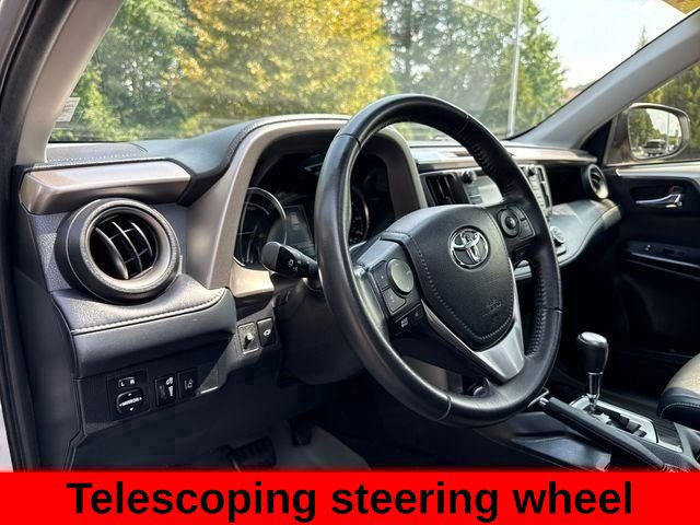 Used 2018 Toyota RAV4 Limited AWD/4WD image 57
