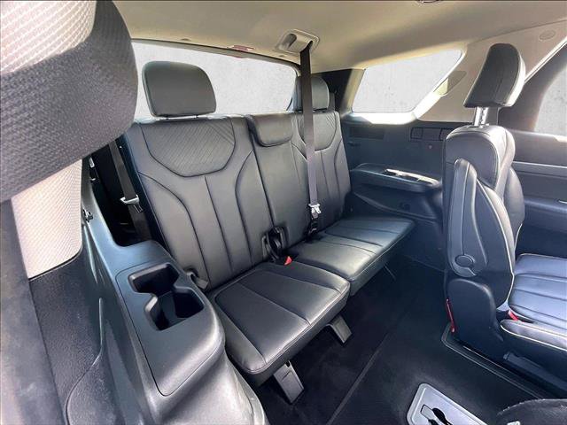 Used 2023 Hyundai Palisade SEL w/ Premium Package FWD image 29