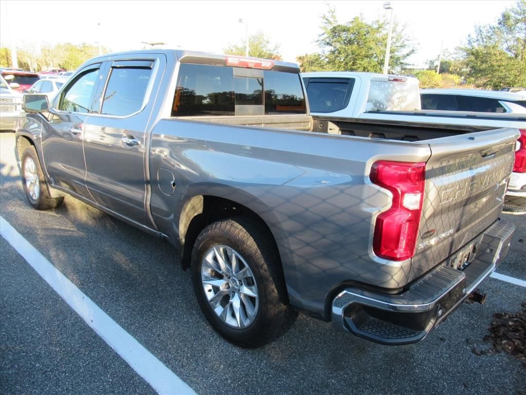 Used 2020 Chevrolet Silverado 1500 LTZ w/ LTZ Premium Package image 3