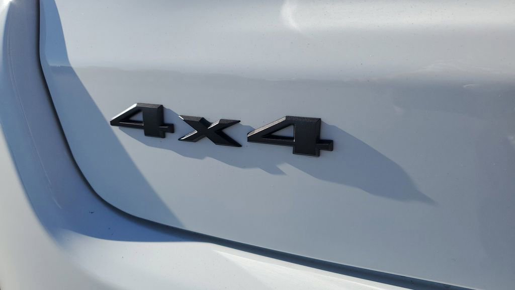 New 2026 Jeep Compass Latitude image 9