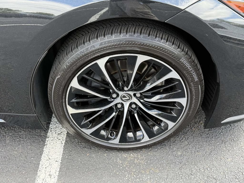 Used 2023 Lexus LS 500 AWD w/ Luxury Package image 31