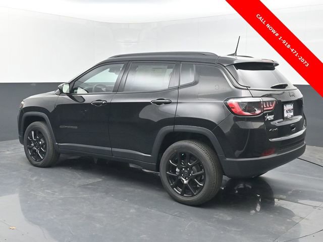 New 2026 Jeep Compass Latitude image 3
