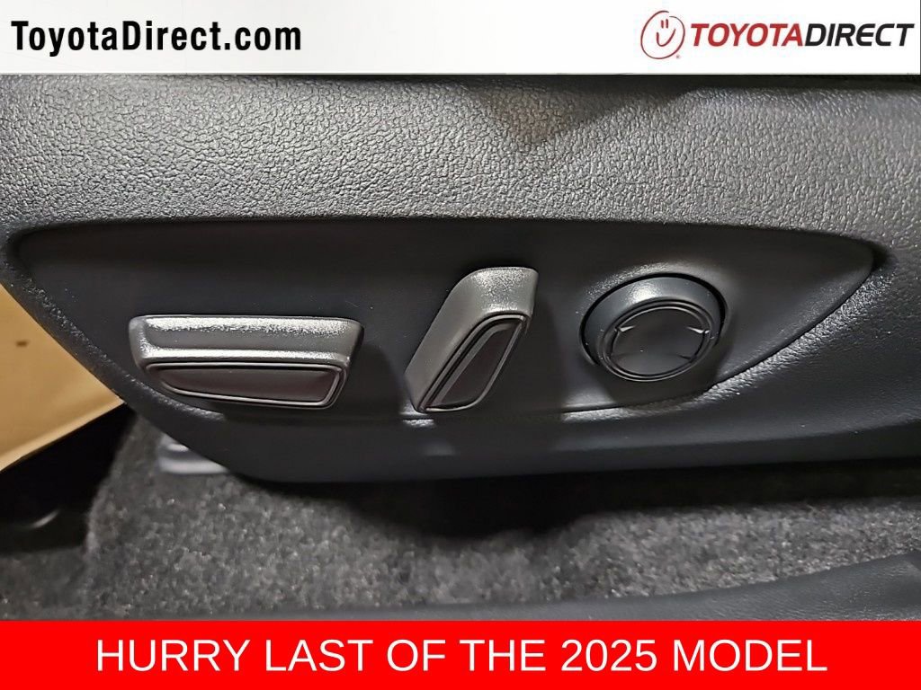 New 2025 Toyota RAV4 XLE image 12