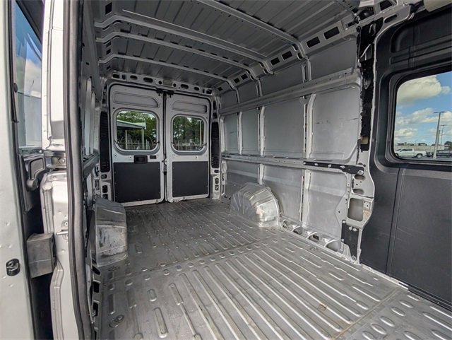 Used 2023 RAM ProMaster 3500 w/ Crew Van Package image 12
