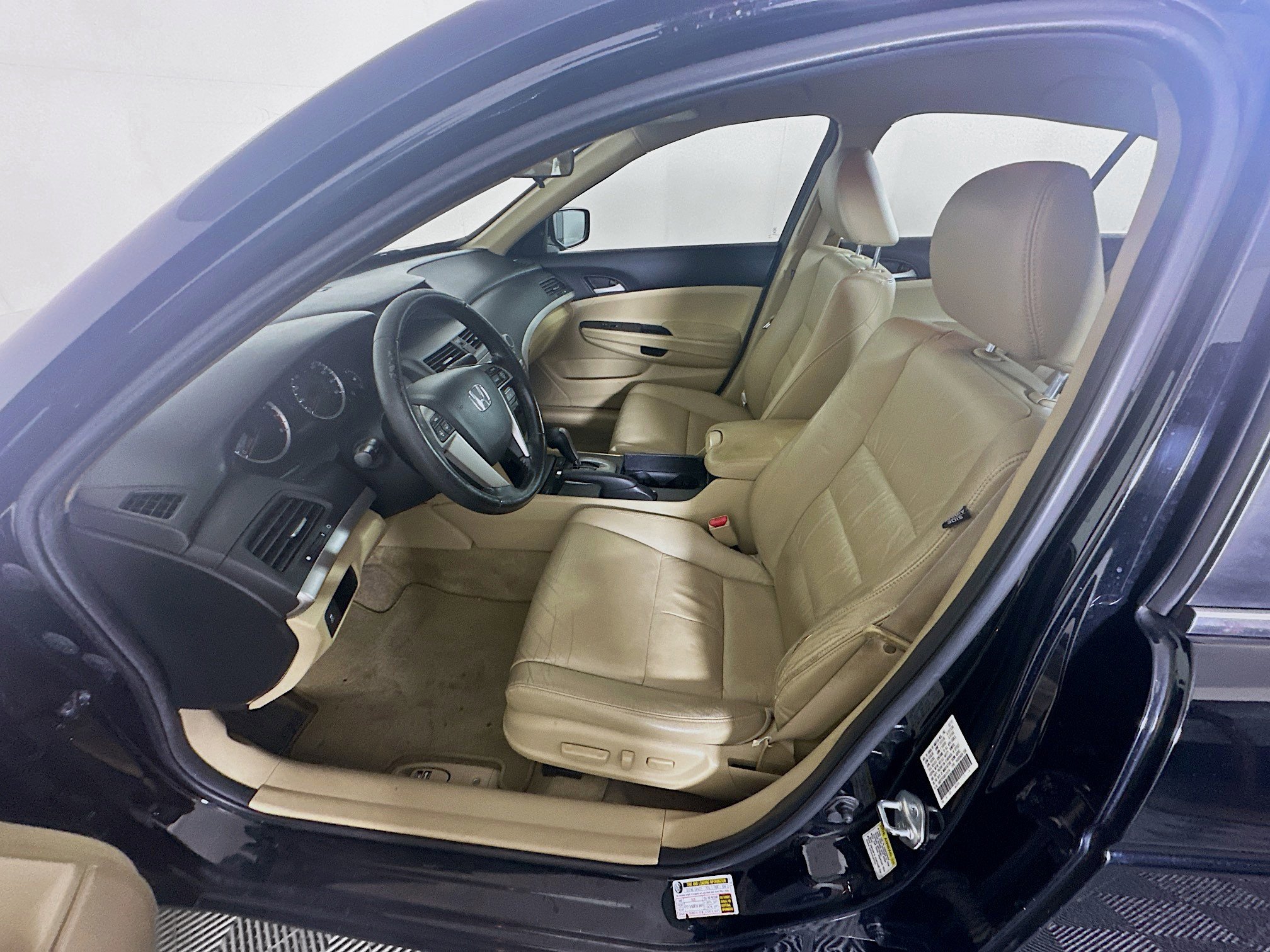 Used 2011 Honda Accord SE image 13