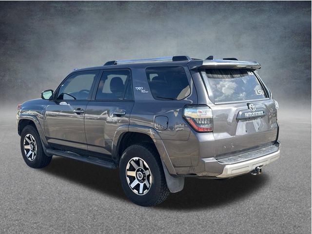 Used 2018 Toyota 4Runner TRD Off-Road AWD/4WD image 8