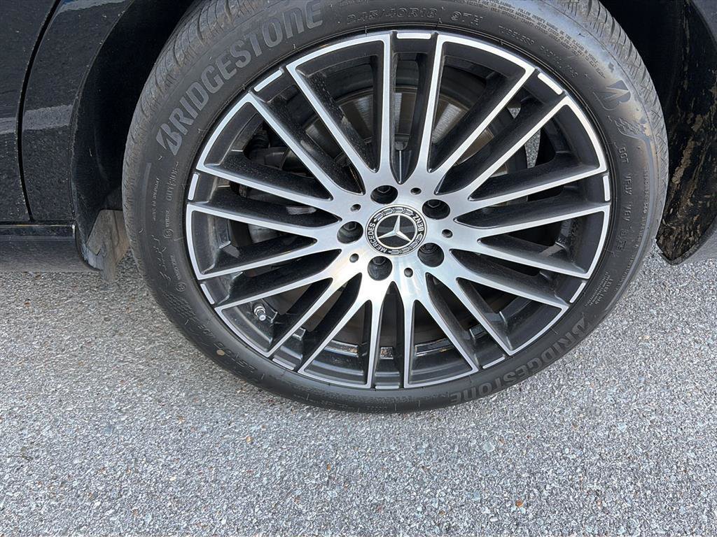 Certified 2025 Mercedes-Benz C 300 4MATIC Sedan image 6