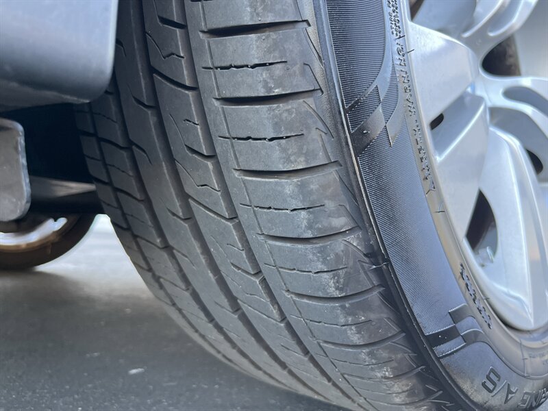 Used 2010 BMW 528i Sedan image 21