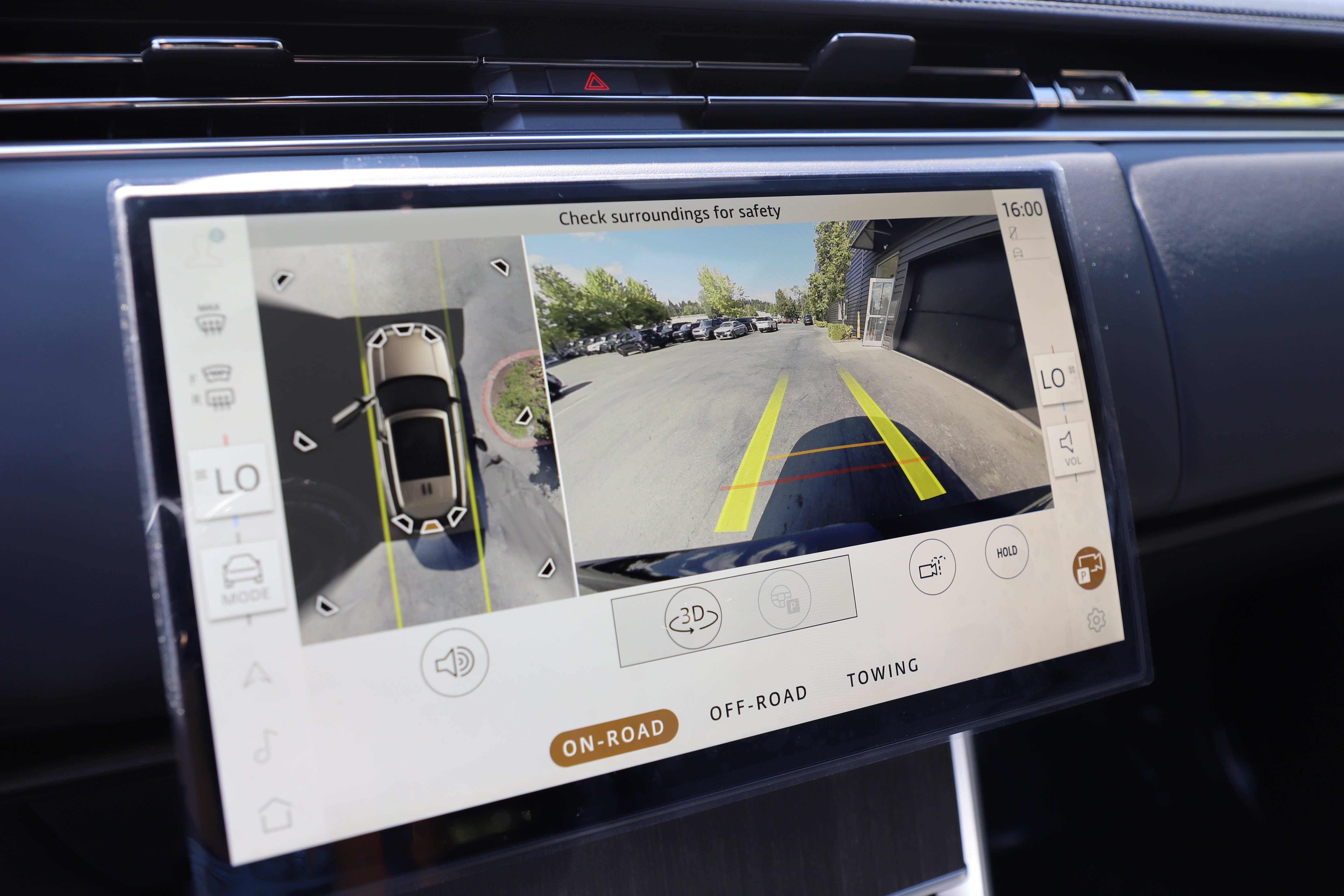 New 2026 Land Rover Range Rover SE AWD/4WD image 24
