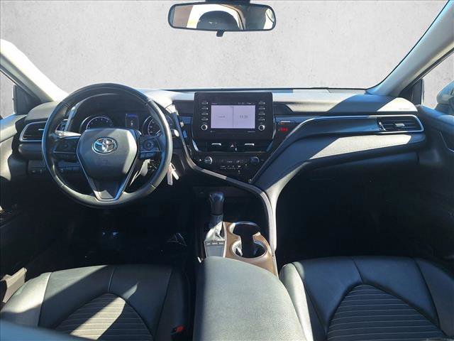 Used 2023 Toyota Camry SE image 16