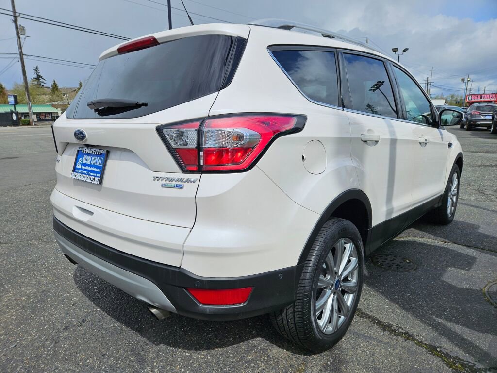 Used 2018 Ford Escape Titanium image 5