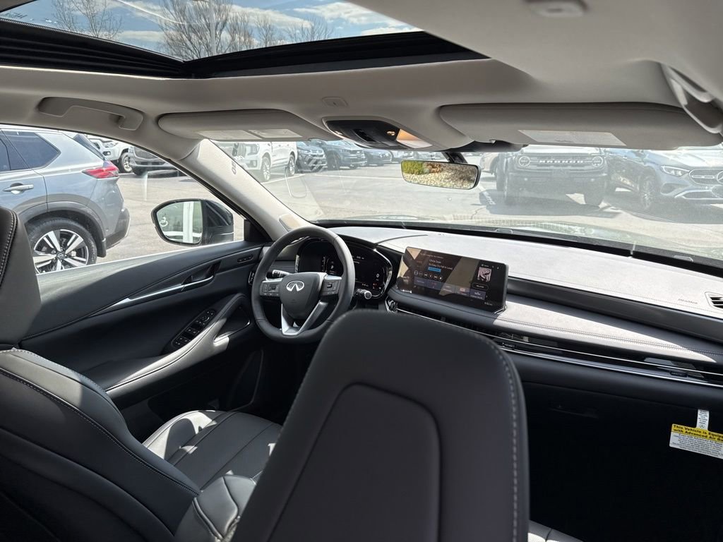 New 2026 INFINITI QX60 Luxe image 23