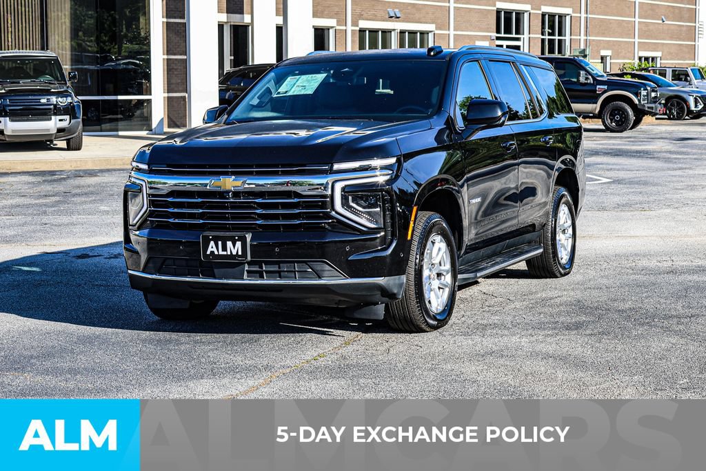 Used 2025 Chevrolet Tahoe LT AWD/4WD image 3