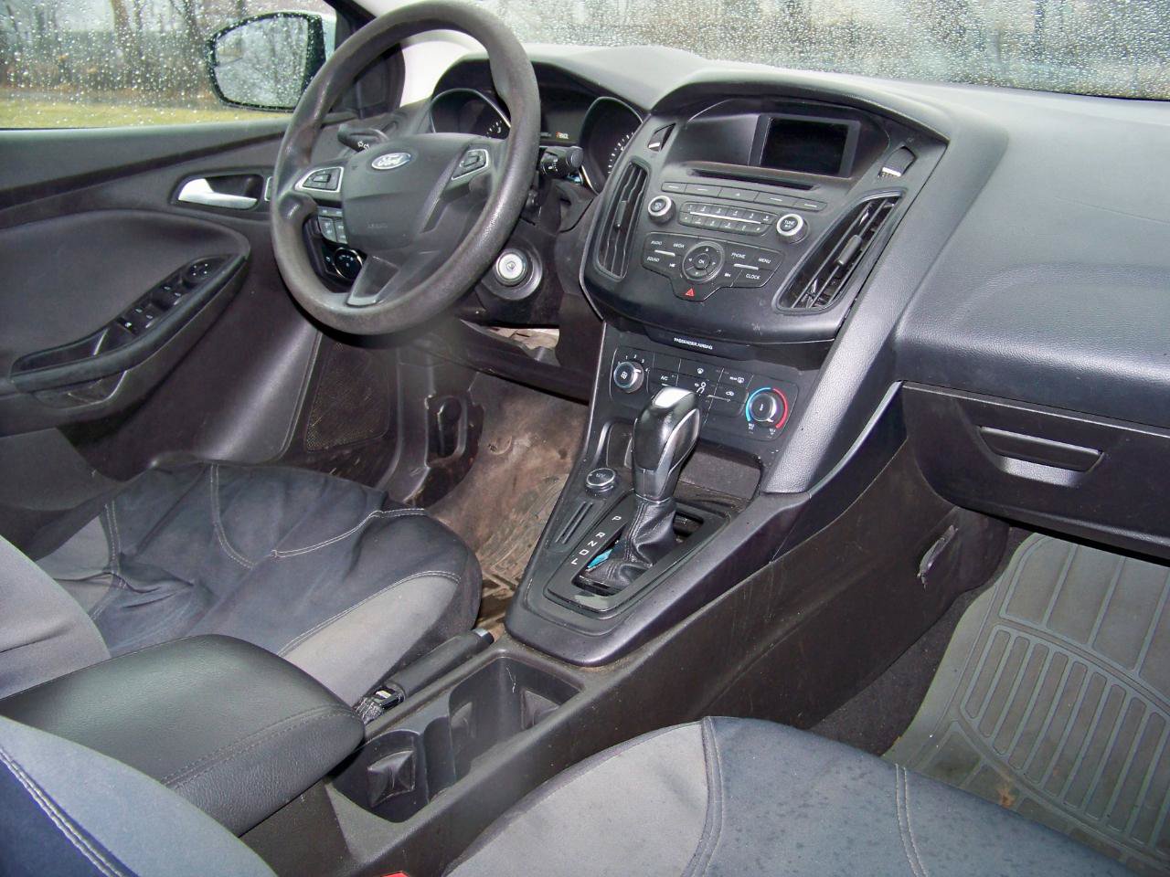Used 2016 Ford Focus SE FWD image 14