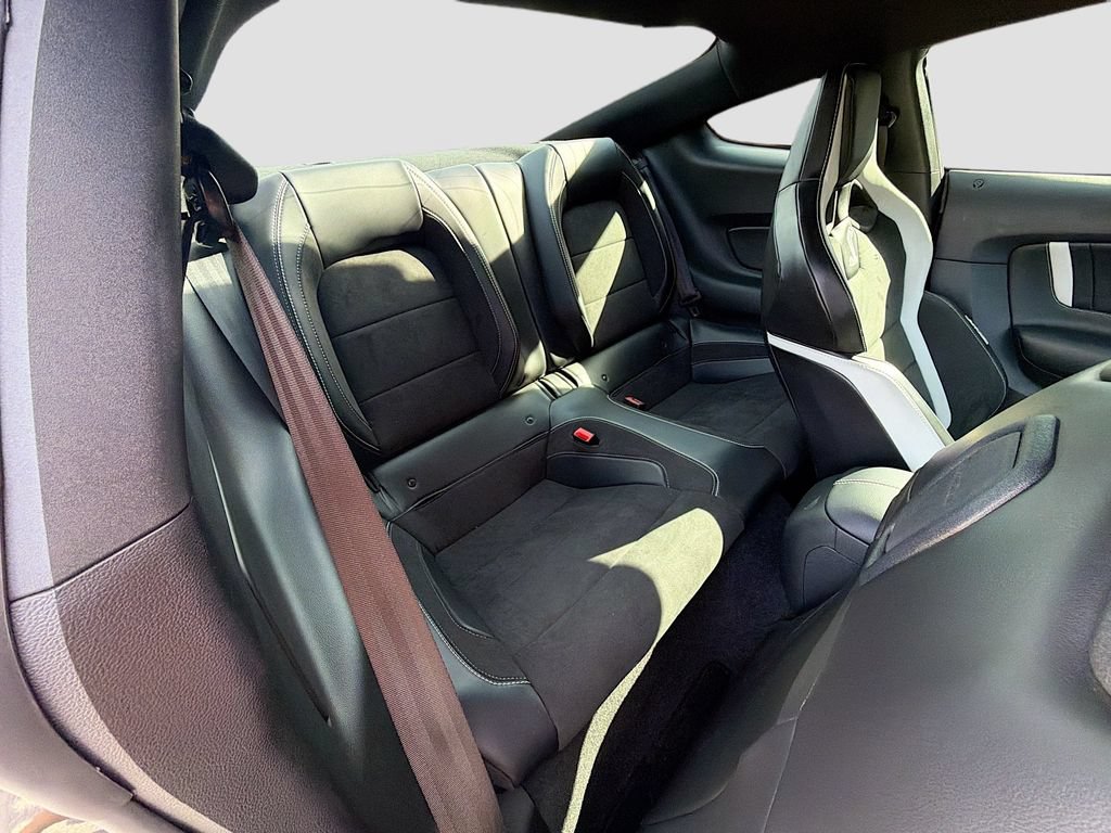 Used 2020 Ford Mustang Shelby GT500 w/ Technology Package RWD image 28