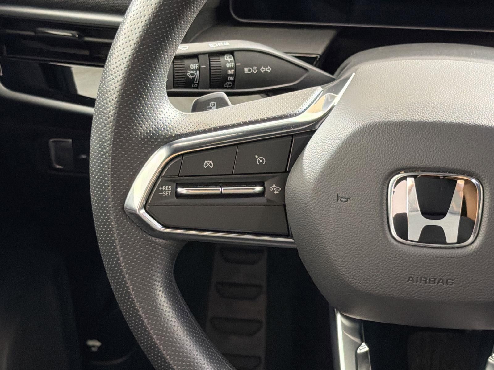 Used 2024 Honda Prologue EX image 11