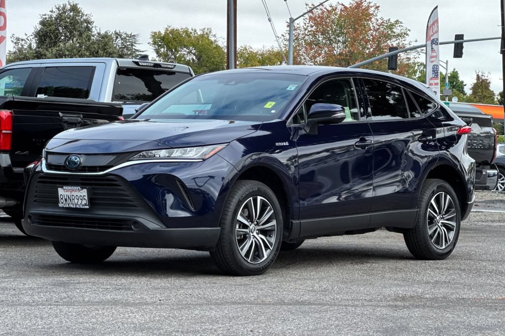Certified 2021 Toyota Venza LE AWD/4WD image 7