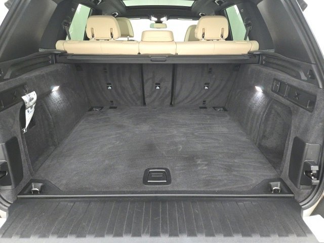 Used 2022 BMW X5 xDrive40i w/ Climate Comfort Package image 31